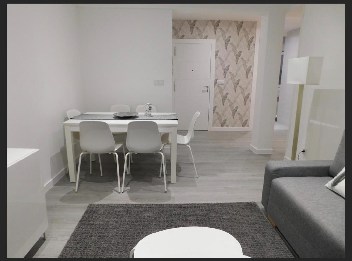 Lar De San Xulian Apartment Pontevedra Bagian luar foto