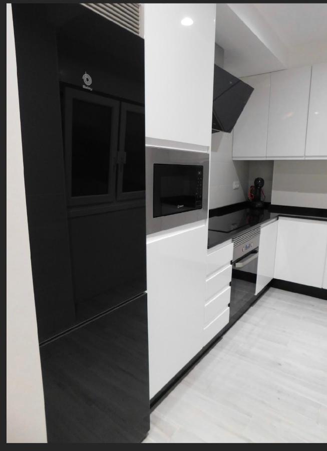 Lar De San Xulian Apartment Pontevedra Bagian luar foto