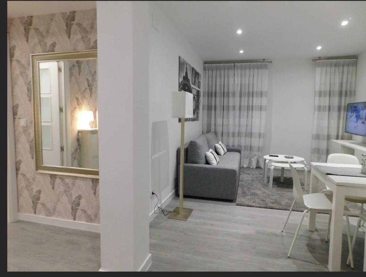 Lar De San Xulian Apartment Pontevedra Bagian luar foto