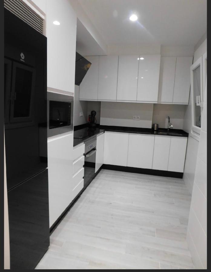 Lar De San Xulian Apartment Pontevedra Bagian luar foto
