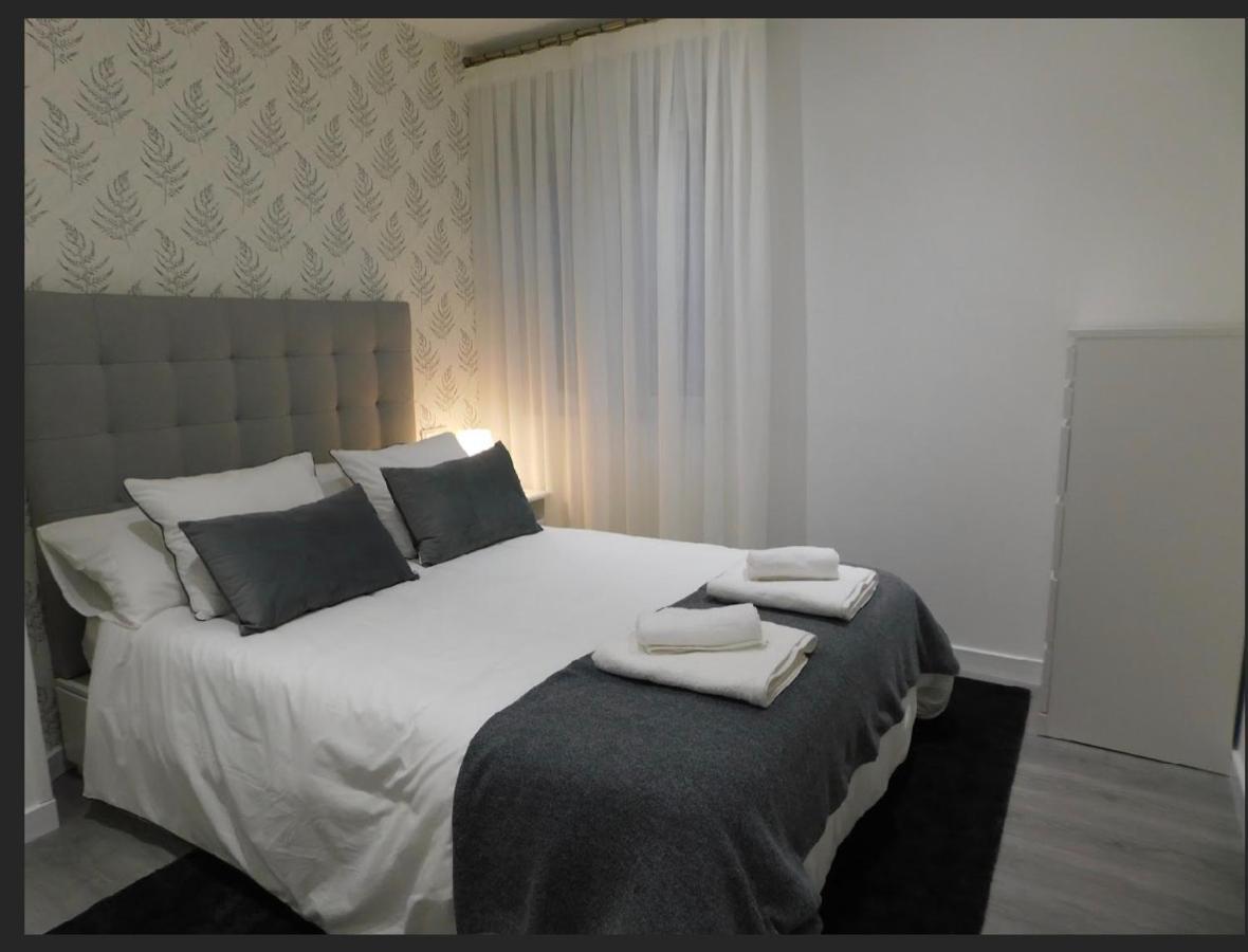 Lar De San Xulian Apartment Pontevedra Bagian luar foto